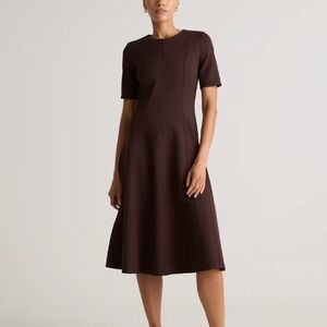 NWT Quince Ultra Stretch Ponte Short Sleeve Midi Dress in Expresso Size Large